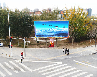 龙港户外大屏广告投放要点。